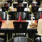 奥格斯堡柯尼希斯宜必思酒店 2*