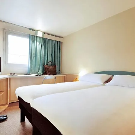 Ibis Koenigsplatz 2*