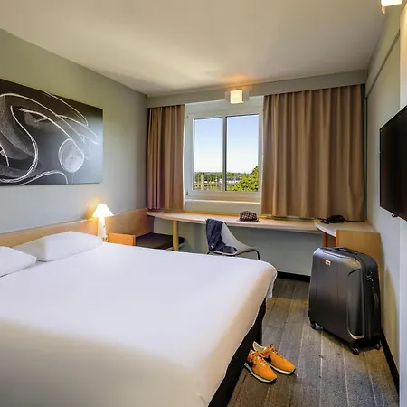 Ibis Koenigsplatz Hotel 2*
