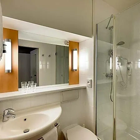 Ibis Koenigsplatz מלון