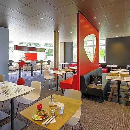 Ibis Koenigsplatz 2*