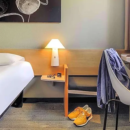 Ibis Koenigsplatz מלון