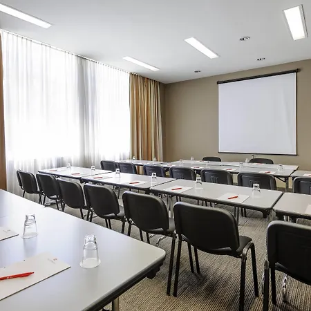 Ibis Koenigsplatz מלון אוגסבורג