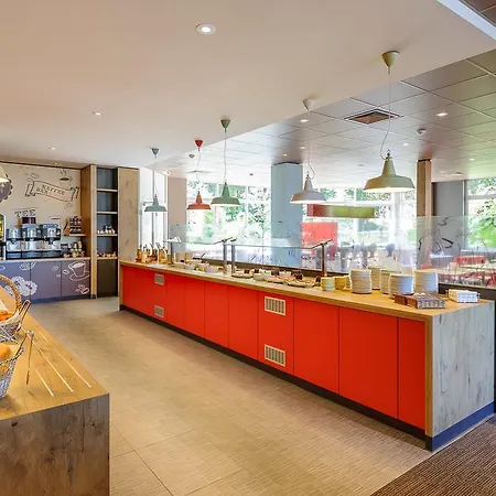 מלון Ibis Koenigsplatz 2*