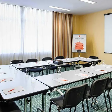 Ibis Koenigsplatz Augsburgo