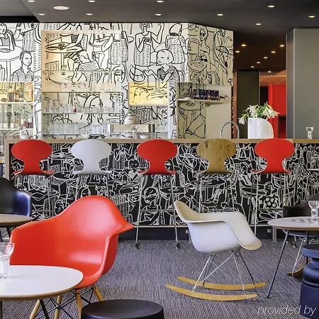 Ibis Koenigsplatz מלון