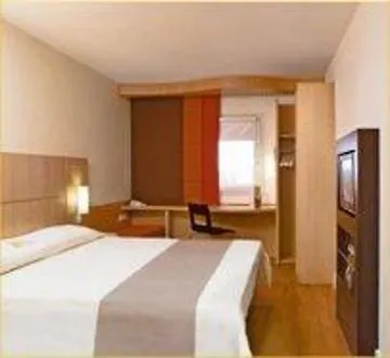 Ibis Koenigsplatz Augsburgo