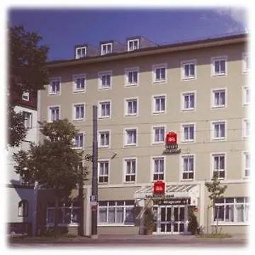 Отель Ibis Koenigsplatz