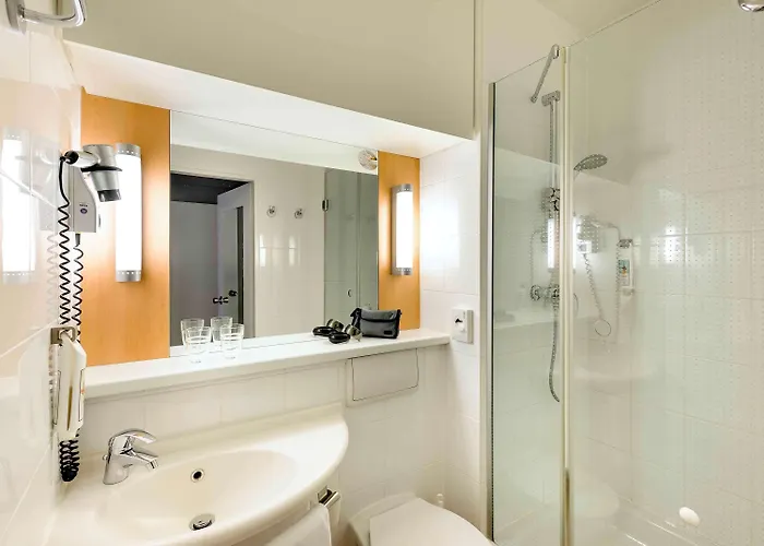 Hotel Ibis Koenigsplatz 2*