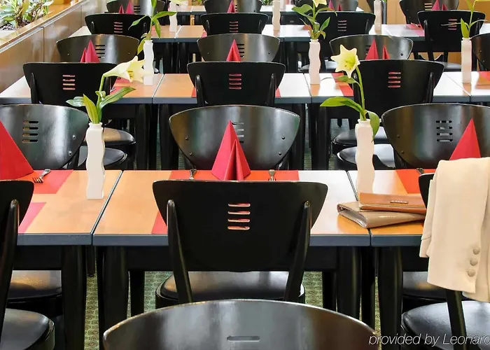 Ibis Koenigsplatz Hotel 2*